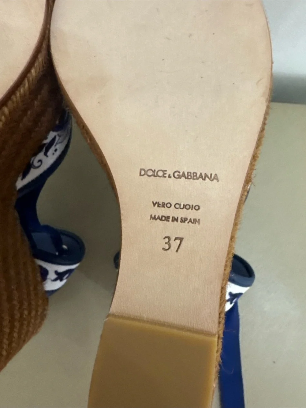 New Dolce & Gabbana Majolica Printed Jacquard Sandals. Sz 37 $959